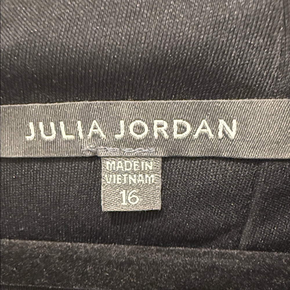 julia jordan Black and Bronze Textured Midi Dress - Picture 2 of 2